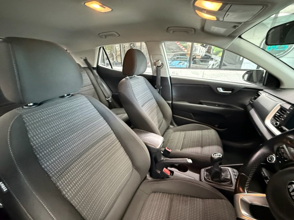 Used Kia Stonic 2019 for sale - 76934508: Photo 15