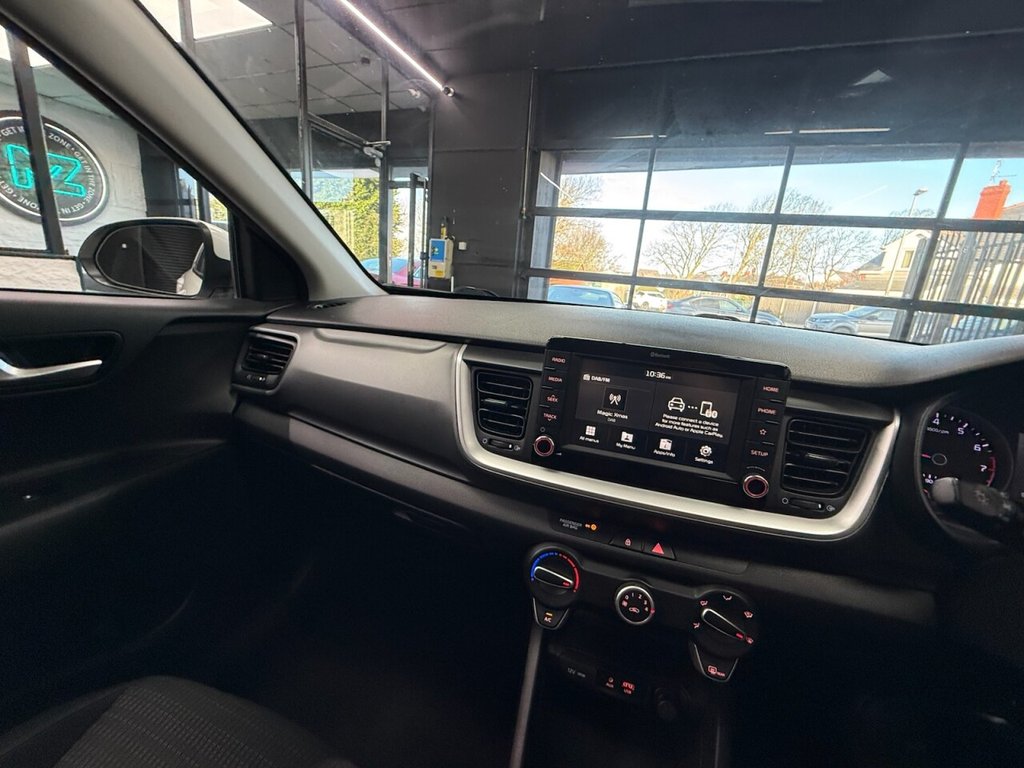 Used Kia Stonic 2019 for sale - 76934508: Photo 31