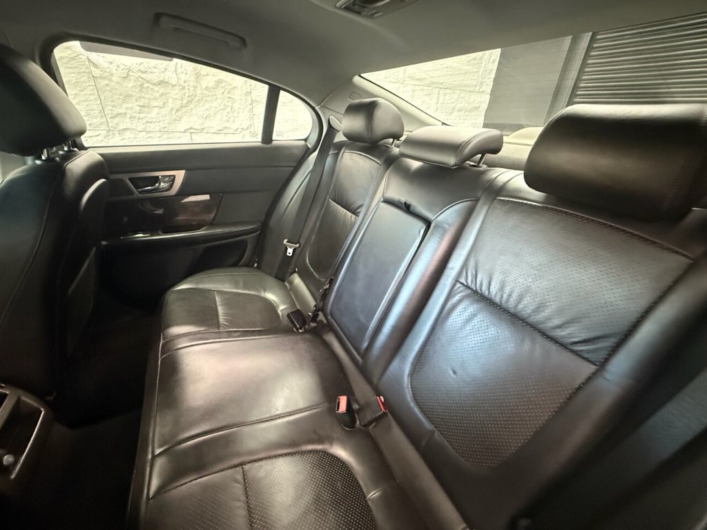 Used Jaguar XF 2010 for sale - 77110987: Photo 10