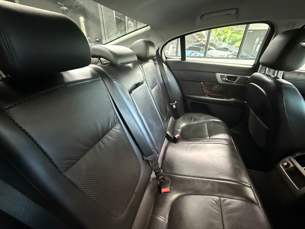 Used Jaguar XF 2010 for sale - 77110987: Photo 12