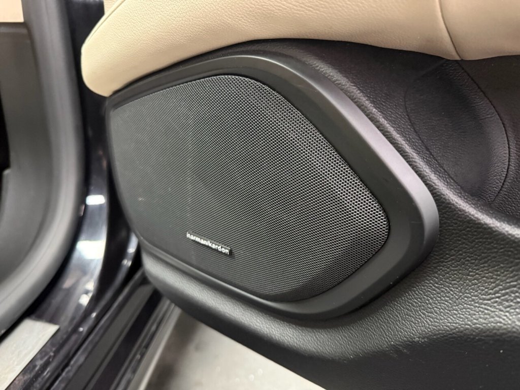 Used Maserati Quattroporte 2016 for sale - 76840952: Photo 27