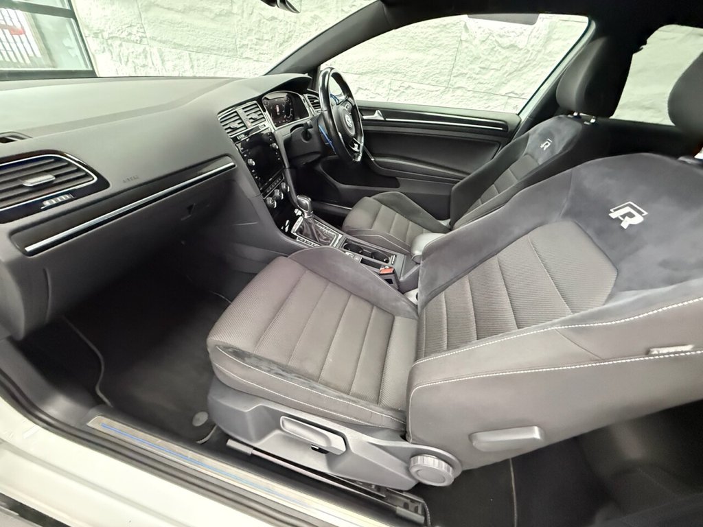 Used Volkswagen Golf 2019 for sale - 77905269: Photo 20