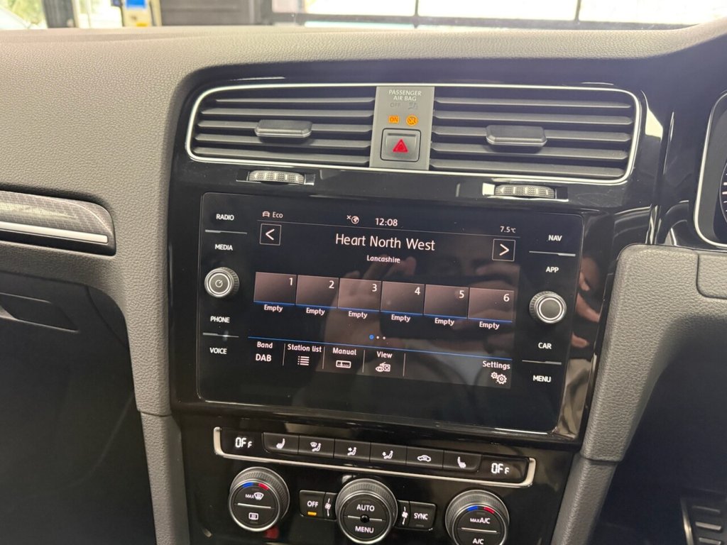 Used Volkswagen Golf 2019 for sale - 77905269: Photo 26