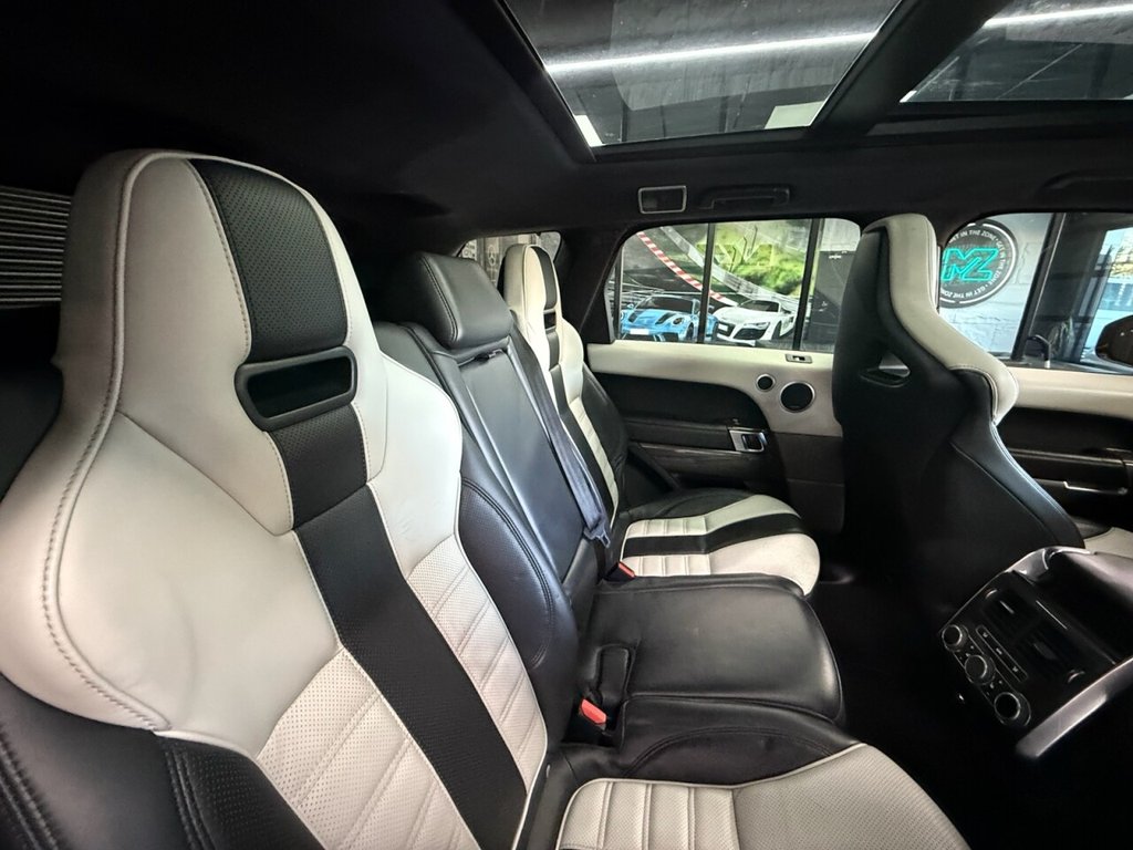 Used Land Rover Range Rover Sport 2016 for sale - 76642503: Photo 11