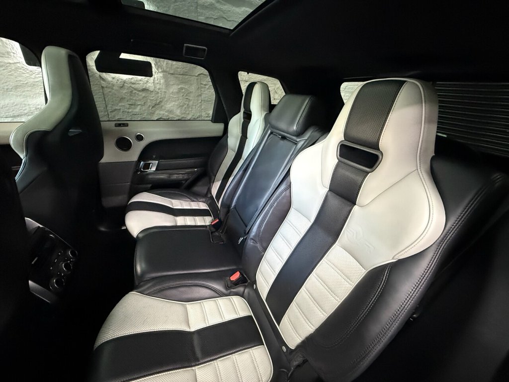 Used Land Rover Range Rover Sport 2016 for sale - 76642503: Photo 32