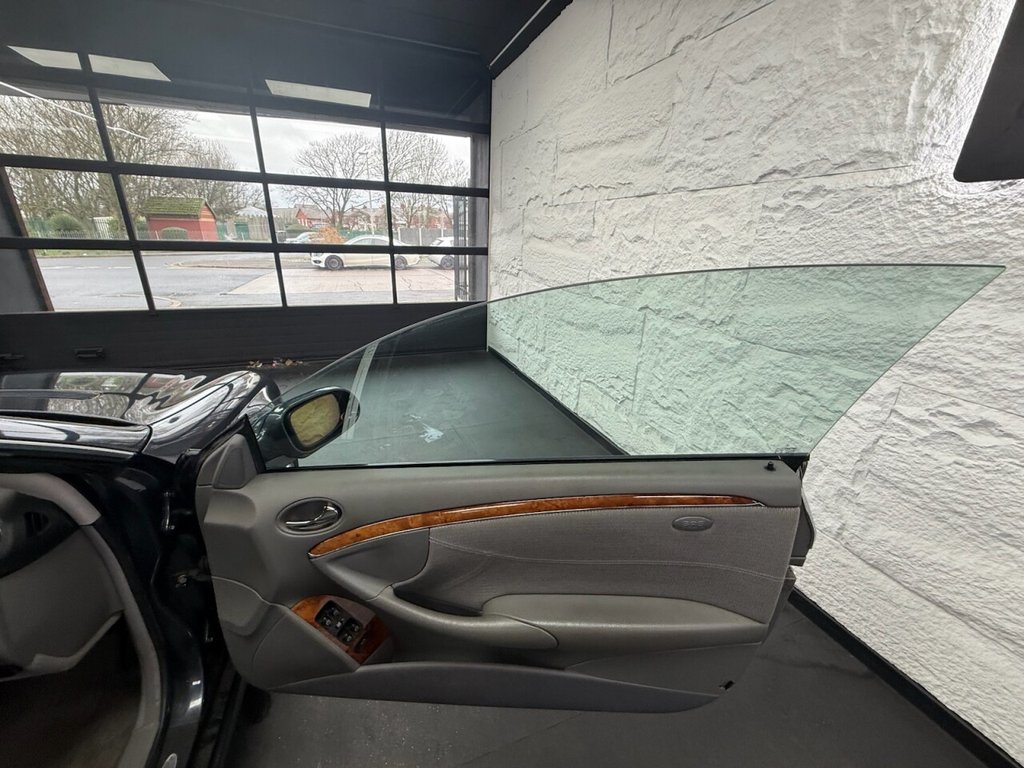 Used Mercedes-Benz CLK 2008 for sale - 76591025: Photo 21