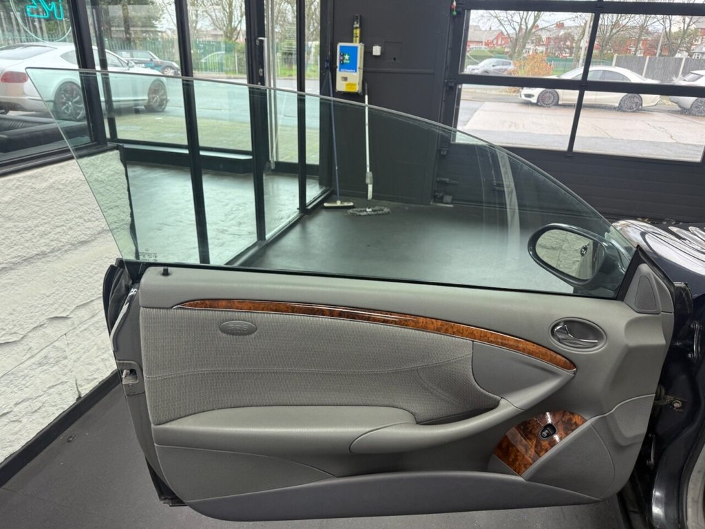 Used Mercedes-Benz CLK 2008 for sale - 76591025: Photo 23