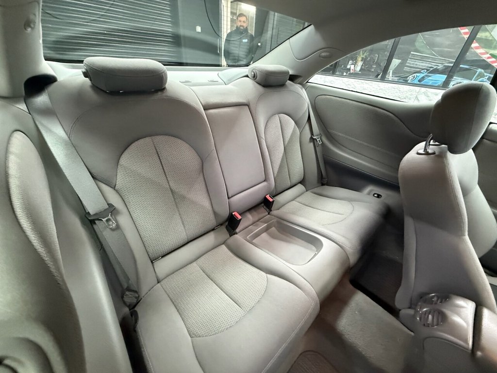 Used Mercedes-Benz CLK 2008 for sale - 76591025: Photo 5