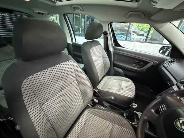 Used Skoda Roomster 2011 for sale - 76235780: Photo 11
