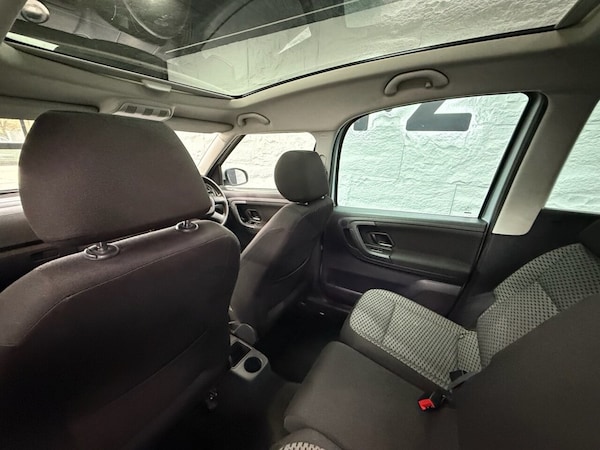 Used Skoda Roomster 2011 for sale - 76235780: Photo 25