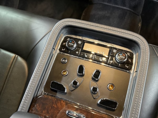 Used Bentley Mulsanne 2011 for sale - 76210316: Photo 24