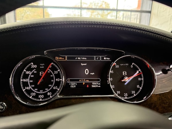 Used Bentley Mulsanne 2011 for sale - 76210316: Photo 25