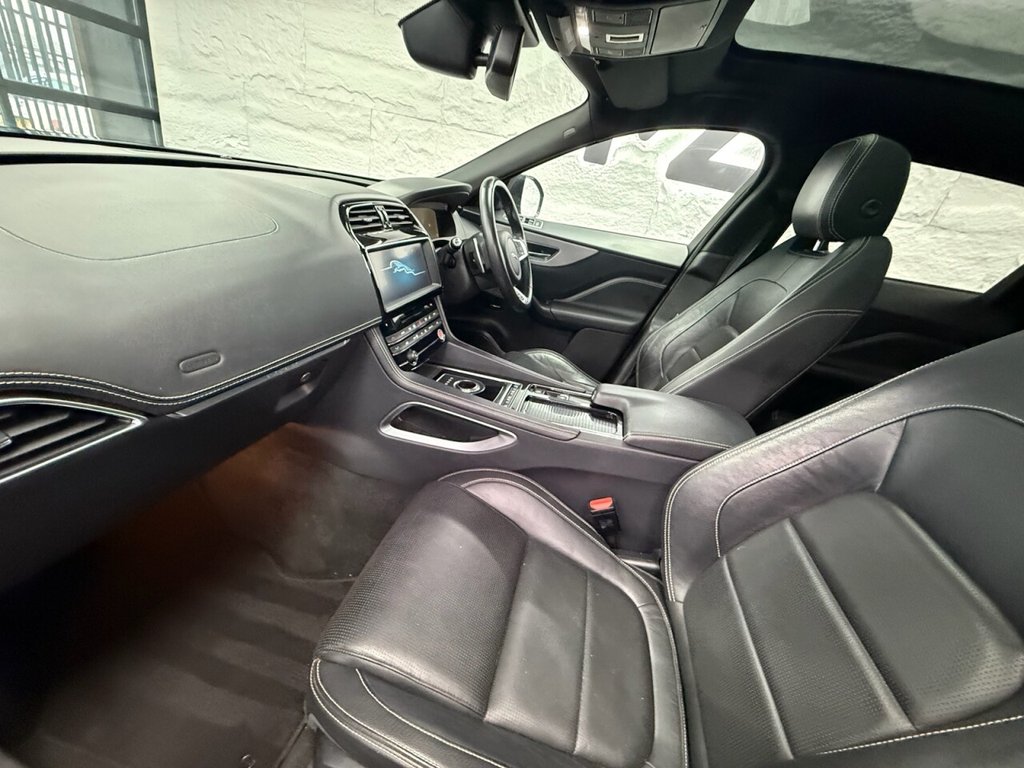 Used Jaguar F-Pace 2018 for sale - 77250657: Photo 14