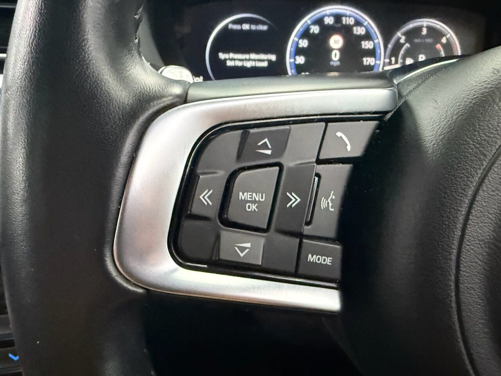 Used Jaguar F-Pace 2018 for sale - 77250657: Photo 22