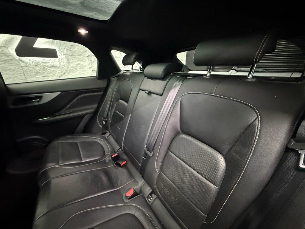Used Jaguar F-Pace 2018 for sale - 77250657: Photo 32