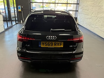 Used Audi A4 2019 for sale - 78401070: Photo