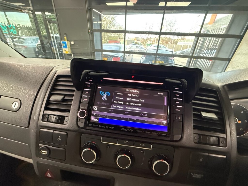 Used Volkswagen Transporter 2013 for sale - 77583079: Photo 50