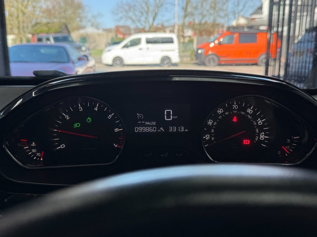 Used Peugeot 208 2013 for sale - 77734682: Photo 16