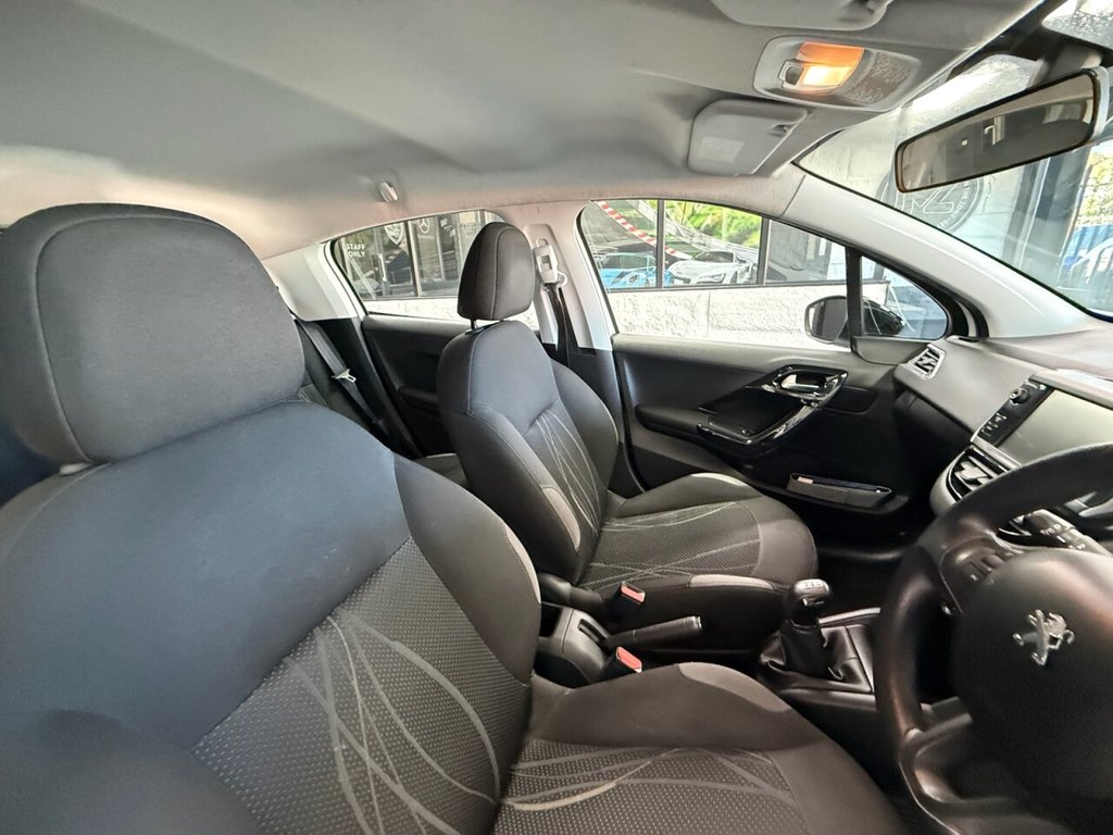 Used Peugeot 208 2013 for sale - 77734682: Photo 19