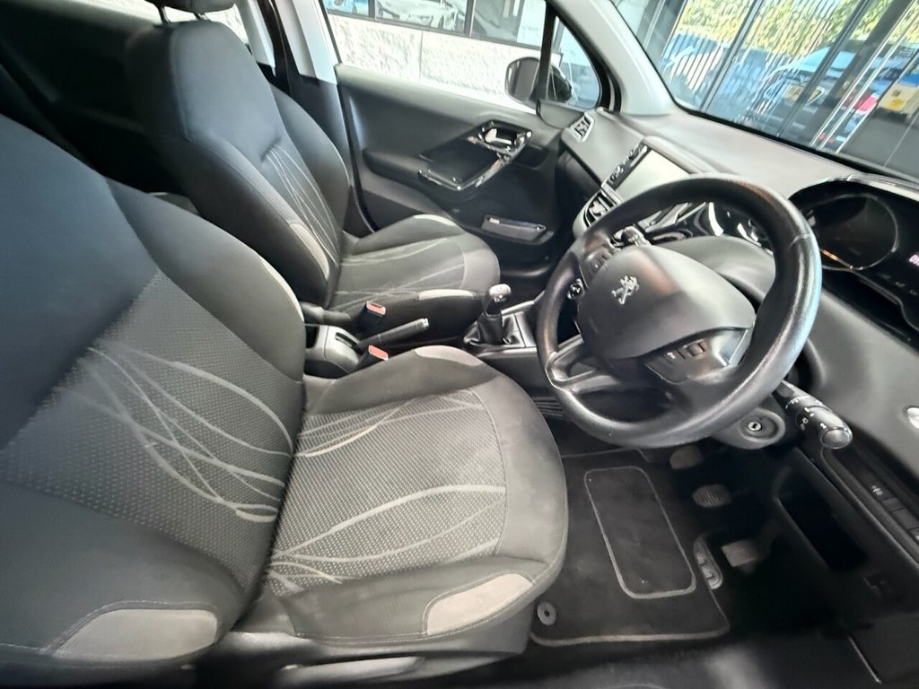 Used Peugeot 208 2013 for sale - 77734682: Photo 20