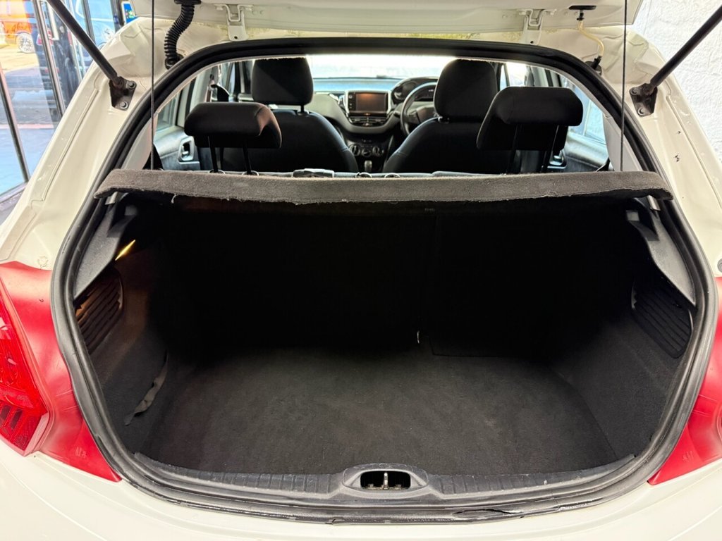 Used Peugeot 208 2013 for sale - 77734682: Photo 22