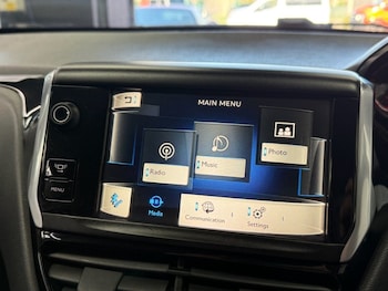 Used Peugeot 208 2013 for sale - 77734682: Photo