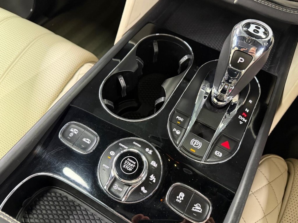 Used Bentley Bentayga 2016 for sale - 77692944: Photo 13