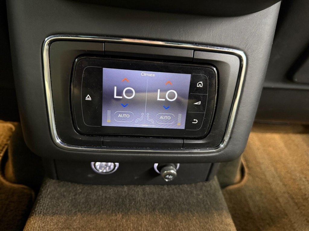 Used Bentley Bentayga 2016 for sale - 77692944: Photo 20