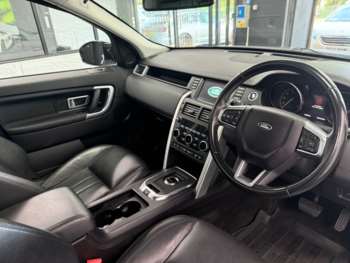 Used Land Rover Discovery Sport 2017 for sale - 74931230: Photo