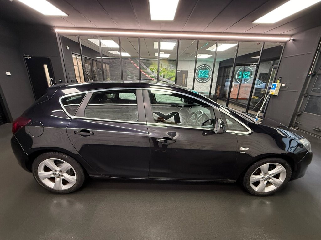 Used Vauxhall Astra 2011 for sale - 77249816: Photo 10