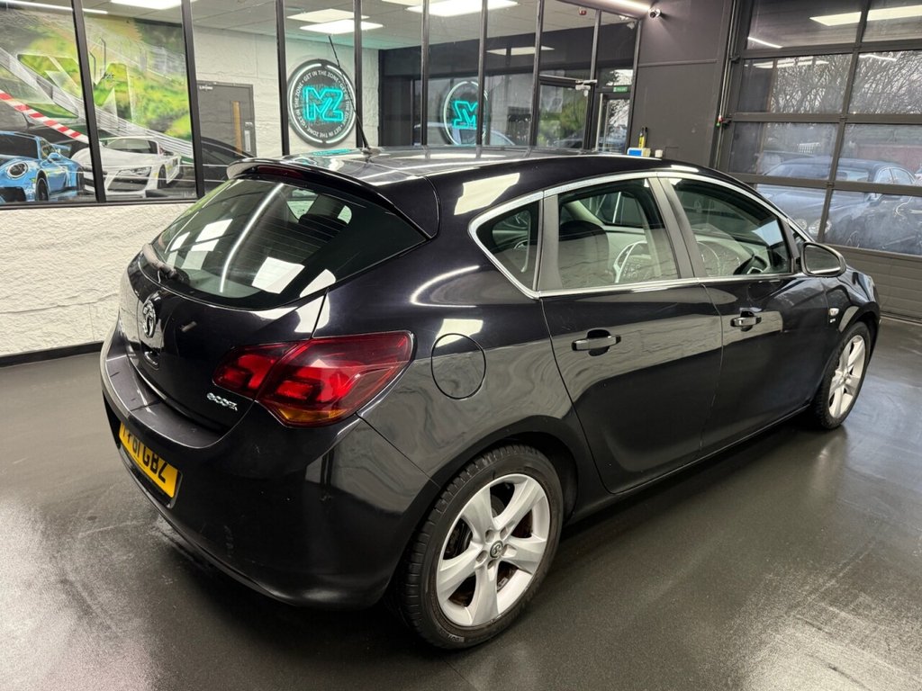 Used Vauxhall Astra 2011 for sale - 77249816: Photo 12