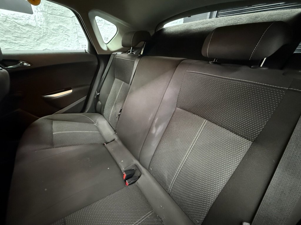 Used Vauxhall Astra 2011 for sale - 77249816: Photo 17