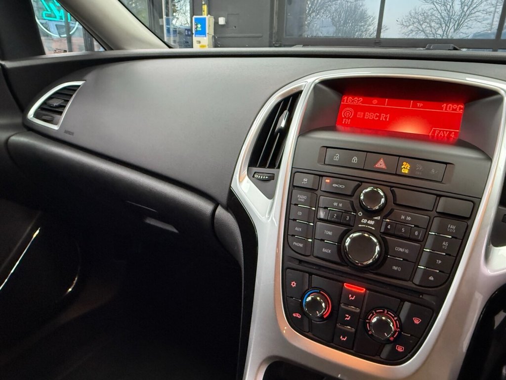 Used Vauxhall Astra 2011 for sale - 77249816: Photo 19