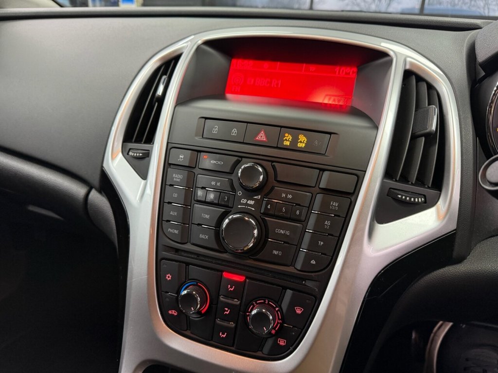 Used Vauxhall Astra 2011 for sale - 77249816: Photo 20