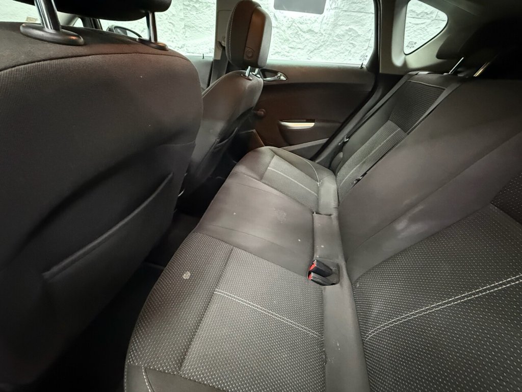 Used Vauxhall Astra 2011 for sale - 77249816: Photo 28