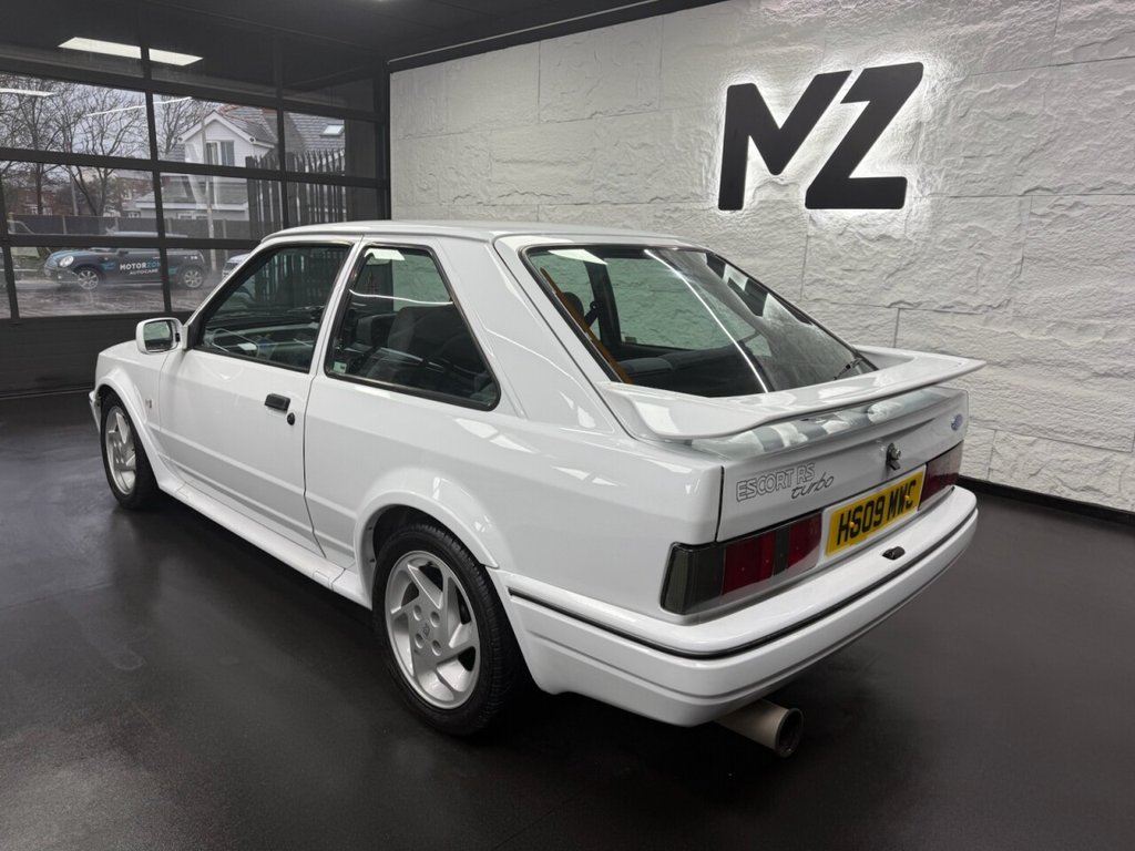 Used Ford Escort 1991 for sale - 76740767: Photo 14