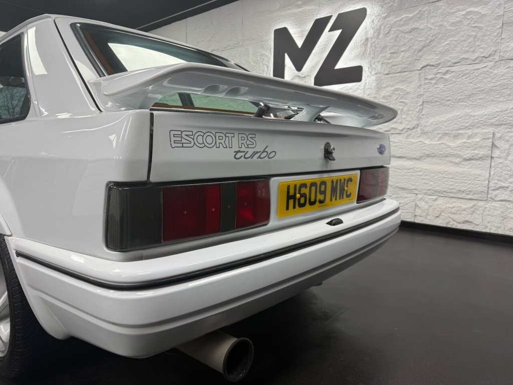 Used Ford Escort 1991 for sale - 76740767: Photo 27