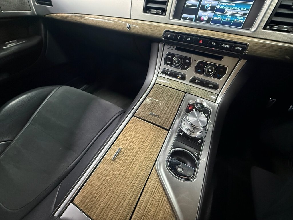 Used Jaguar XF 2014 for sale - 77583631: Photo 24