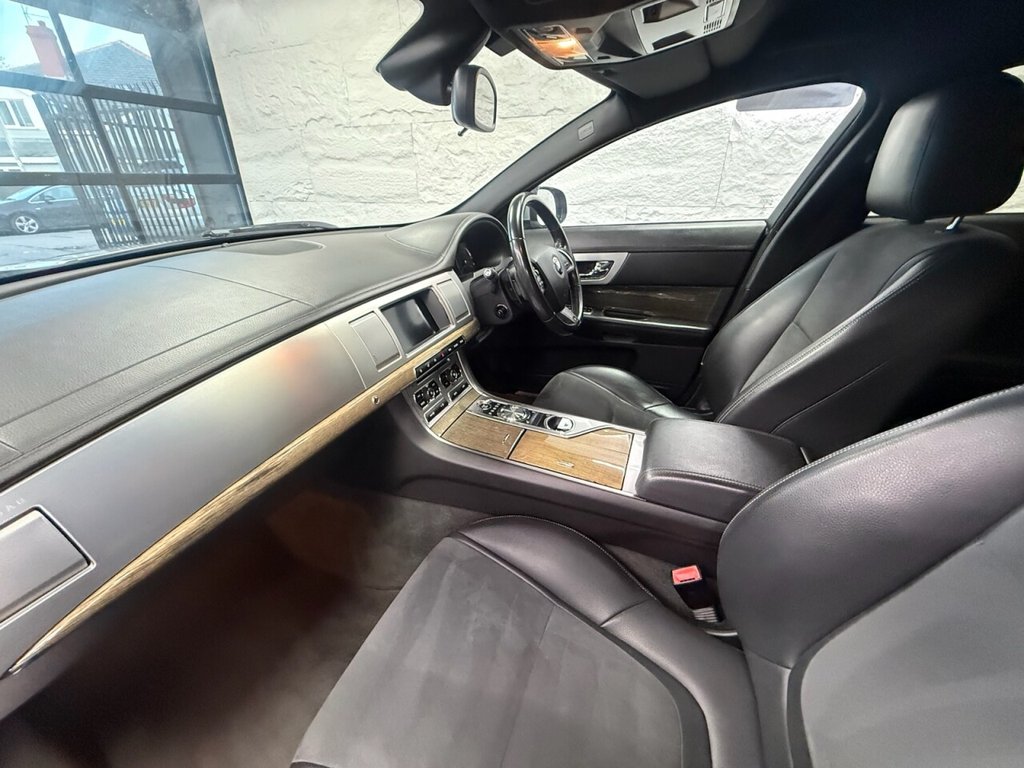 Used Jaguar XF 2014 for sale - 77583631: Photo 32