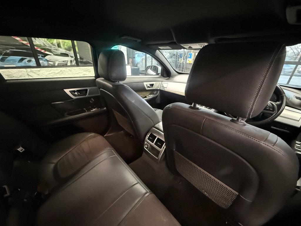 Used Jaguar XF 2014 for sale - 77583631: Photo 7