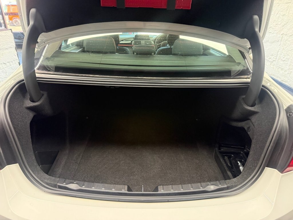 Used BMW 3 Series 2015 for sale - 77834976: Photo 26