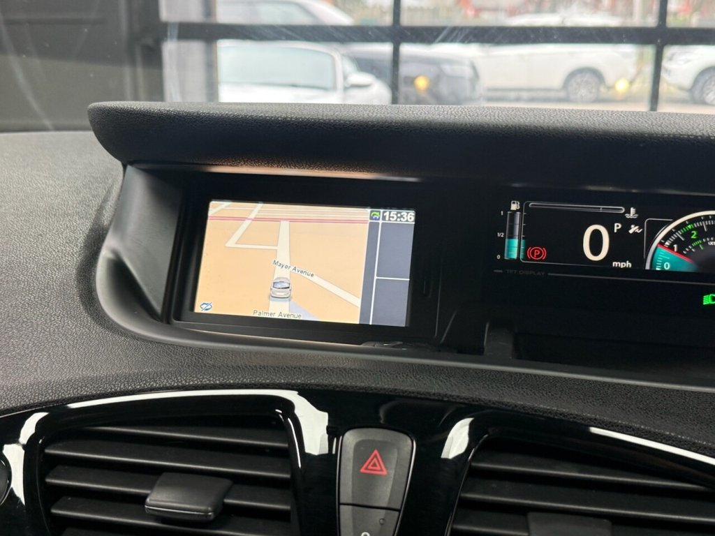 Used Renault Grand Scenic 2014 for sale - 77499020: Photo 22