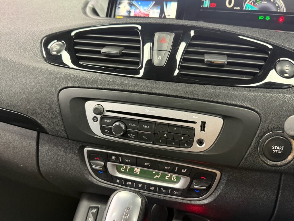 Used Renault Grand Scenic 2014 for sale - 77499020: Photo 24