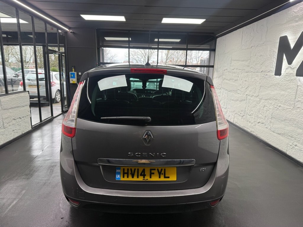 Used Renault Grand Scenic 2014 for sale - 77499020: Photo 9