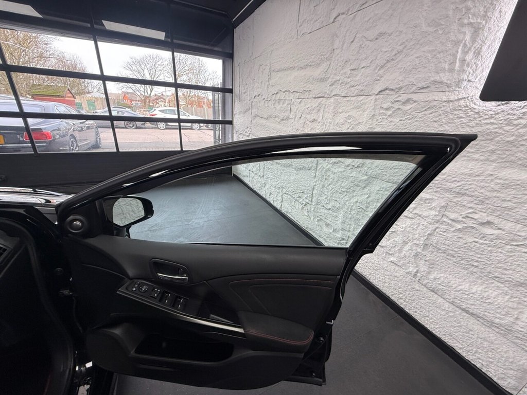 Used Honda Civic 2016 for sale - 77583287: Photo 29