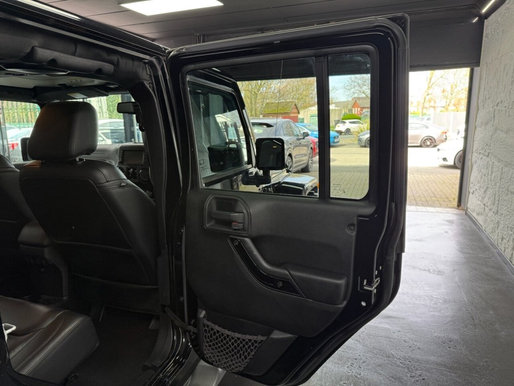 Used Jeep Wrangler 2015 for sale - 78082852: Photo 32