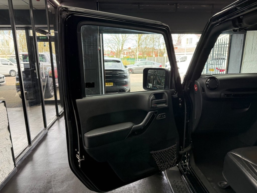 Used Jeep Wrangler 2015 for sale - 78082852: Photo 33