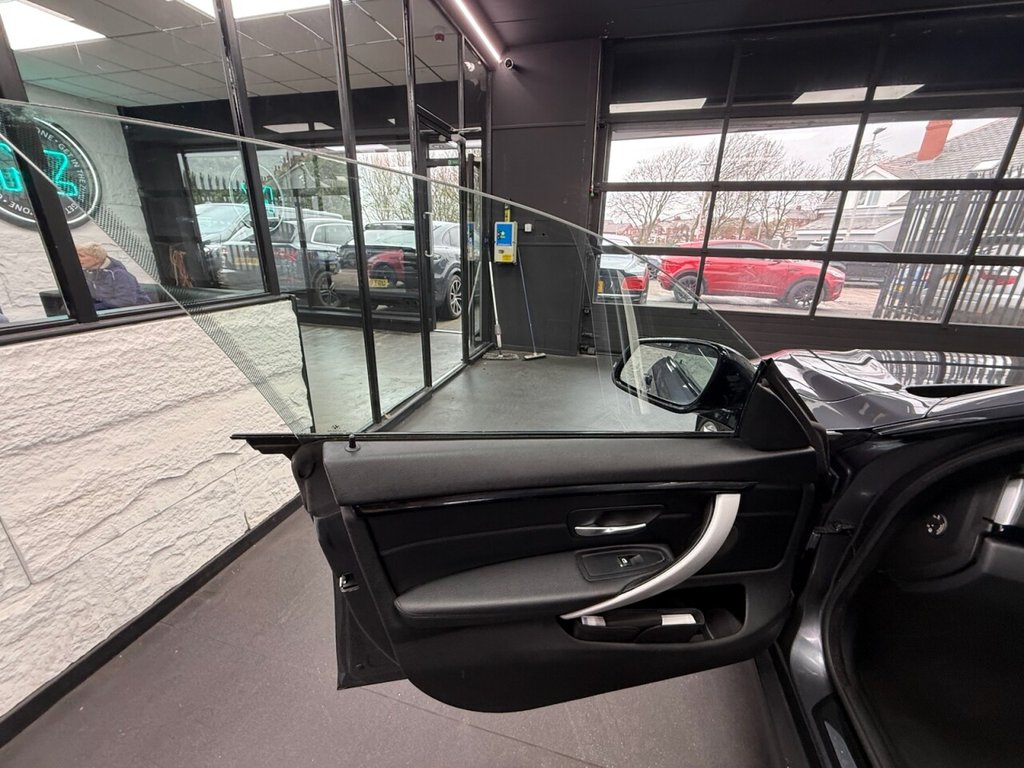 Used BMW 4 Series 2017 for sale - 77608673: Photo 30