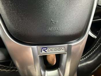 Used Volvo V40 2014 for sale - 74947423: Photo