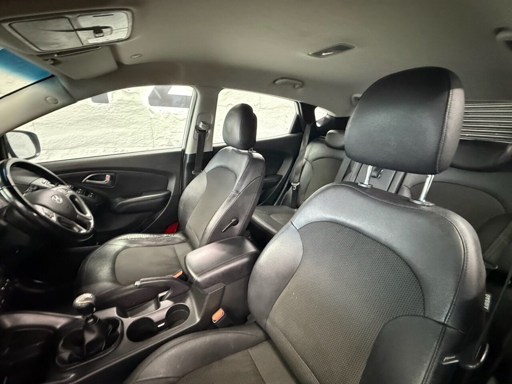 Used Hyundai Ix35 2015 for sale - 76867385: Photo 18